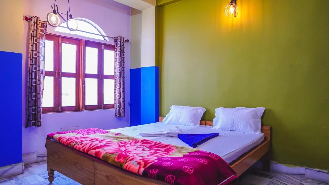 The Old Town Hostel Pushkar Esterno foto