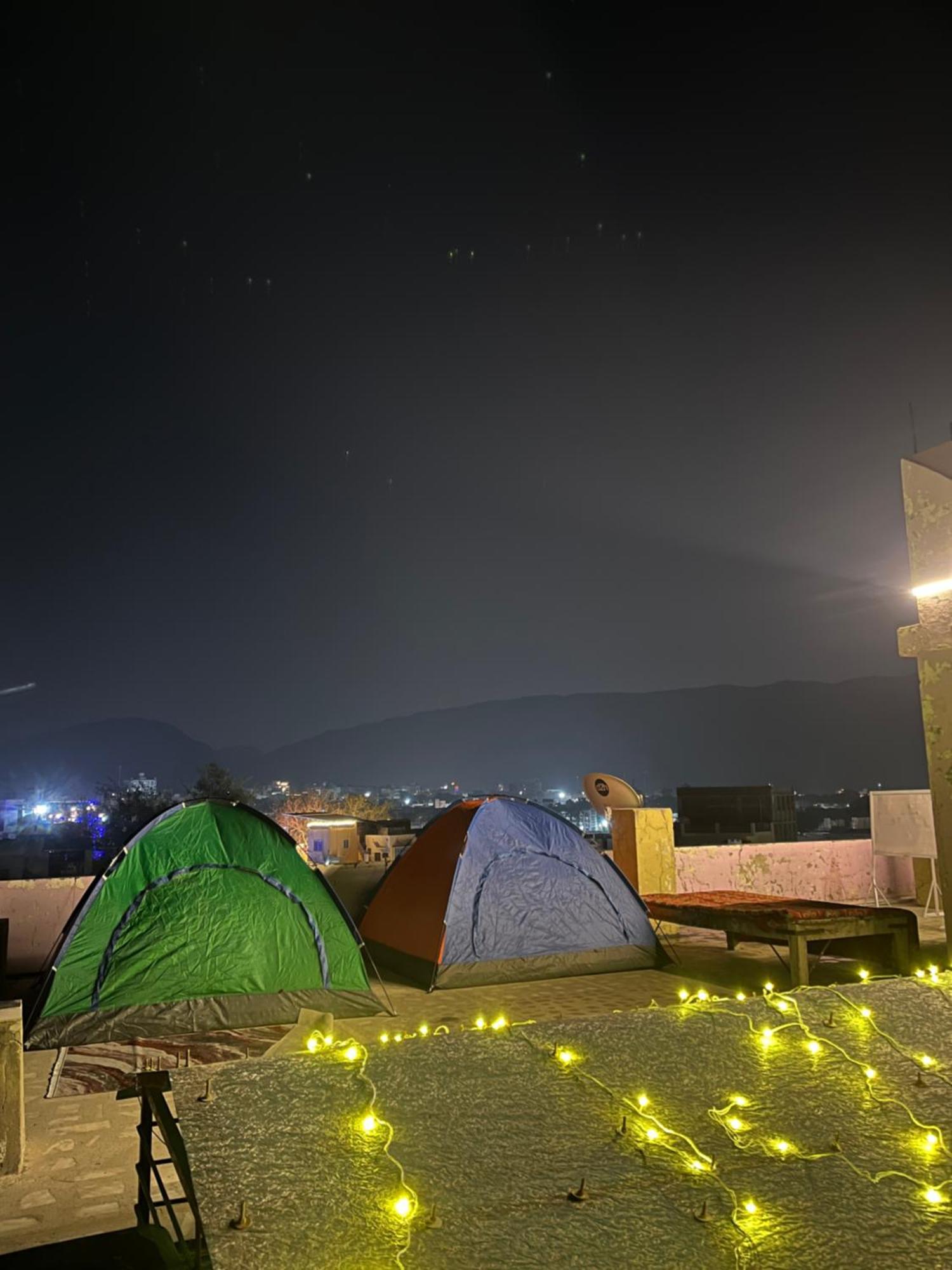 The Old Town Hostel Pushkar Esterno foto