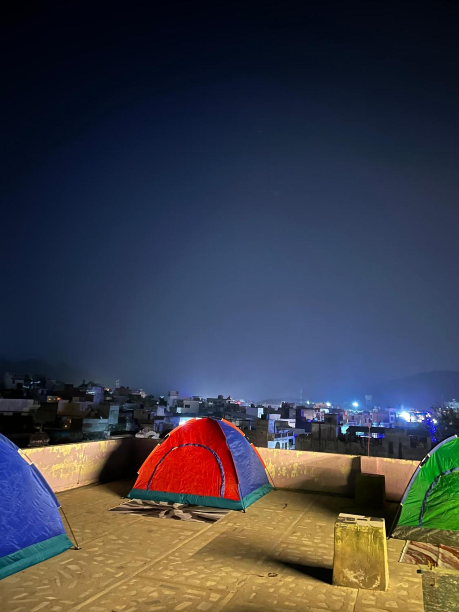 The Old Town Hostel Pushkar Esterno foto